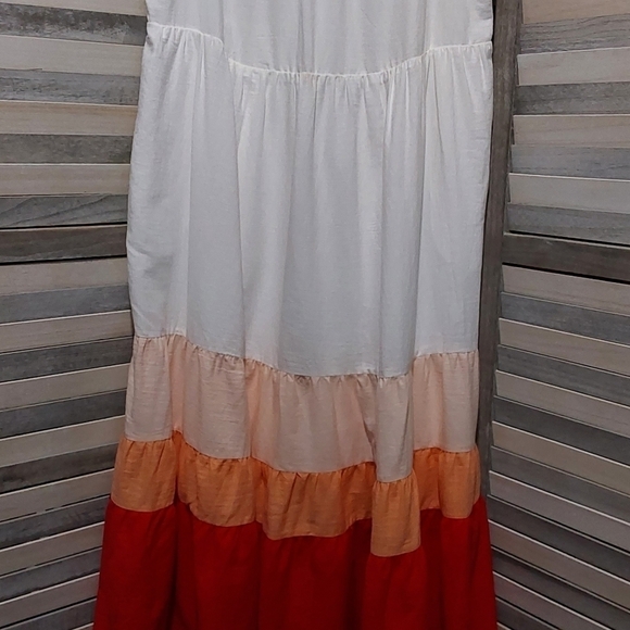 Women's Plus Size Sleeveless Colorblock Tiered Dress w/ Pockets | Ava & Viv | 0X - Picture 4 of 14